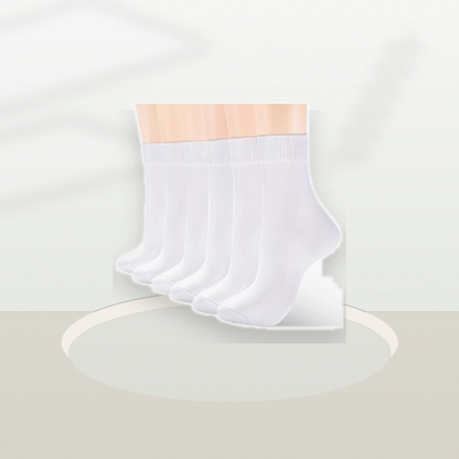 Pinvessa White Thin Crew Socks