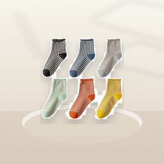 Pinvessa Colorful Ruffle Crew Socks