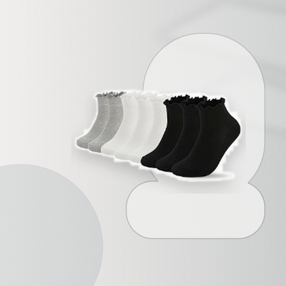 Pinvessa Frilly Ankle Socks